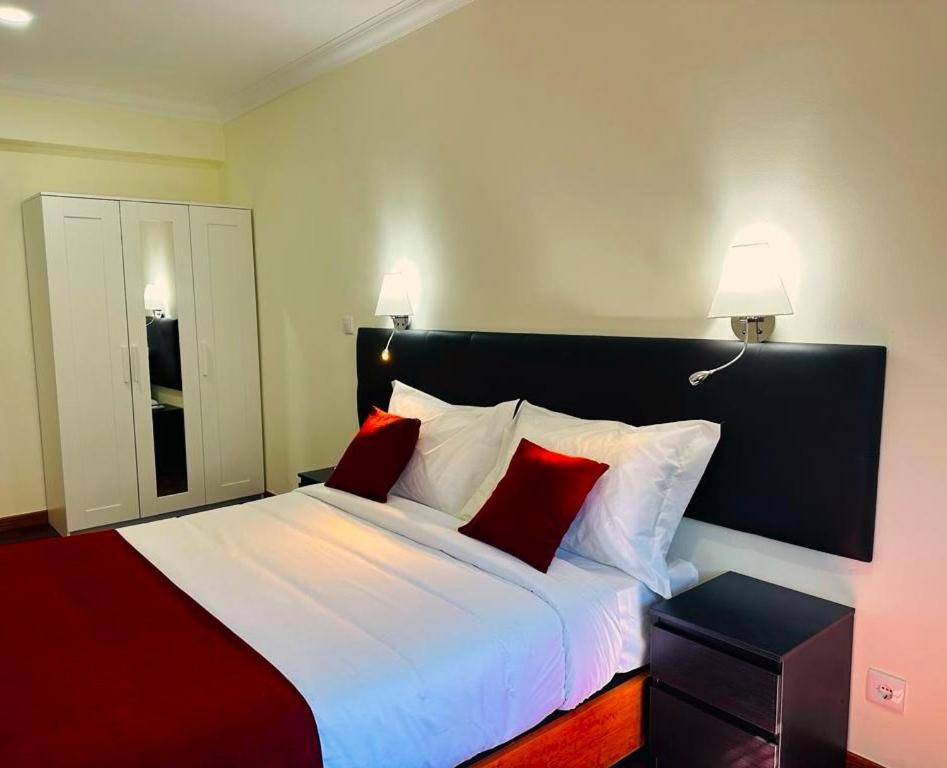 Universo Romantico Lisboa Ngoại thất bức ảnh