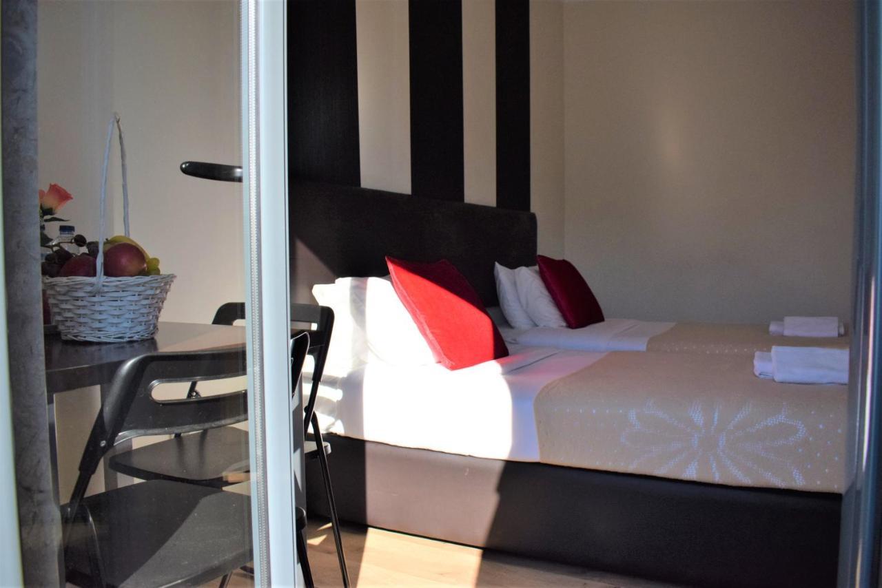 Universo Romantico Lisboa Ngoại thất bức ảnh